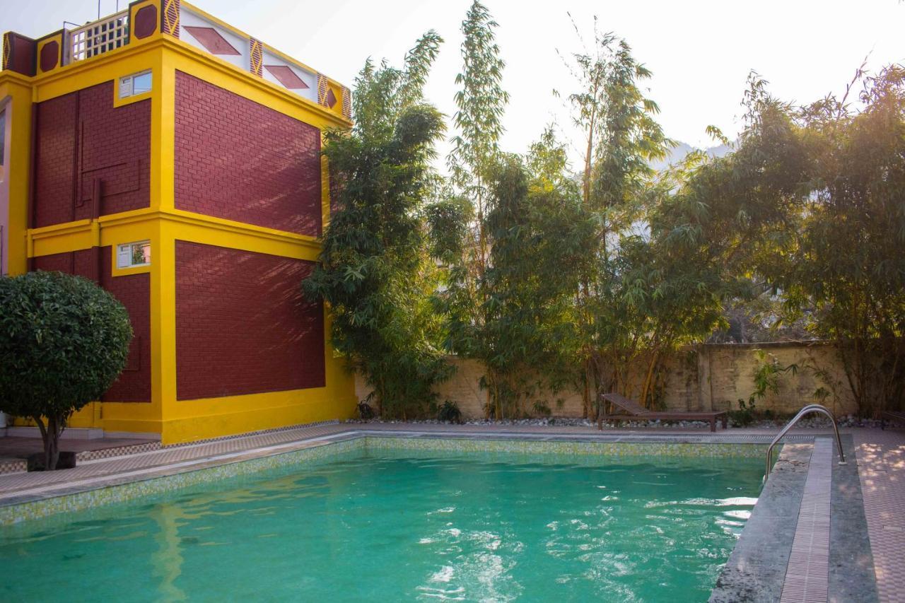 Mvt Guesthouse & Restaurant Rishikesh Ngoại thất bức ảnh