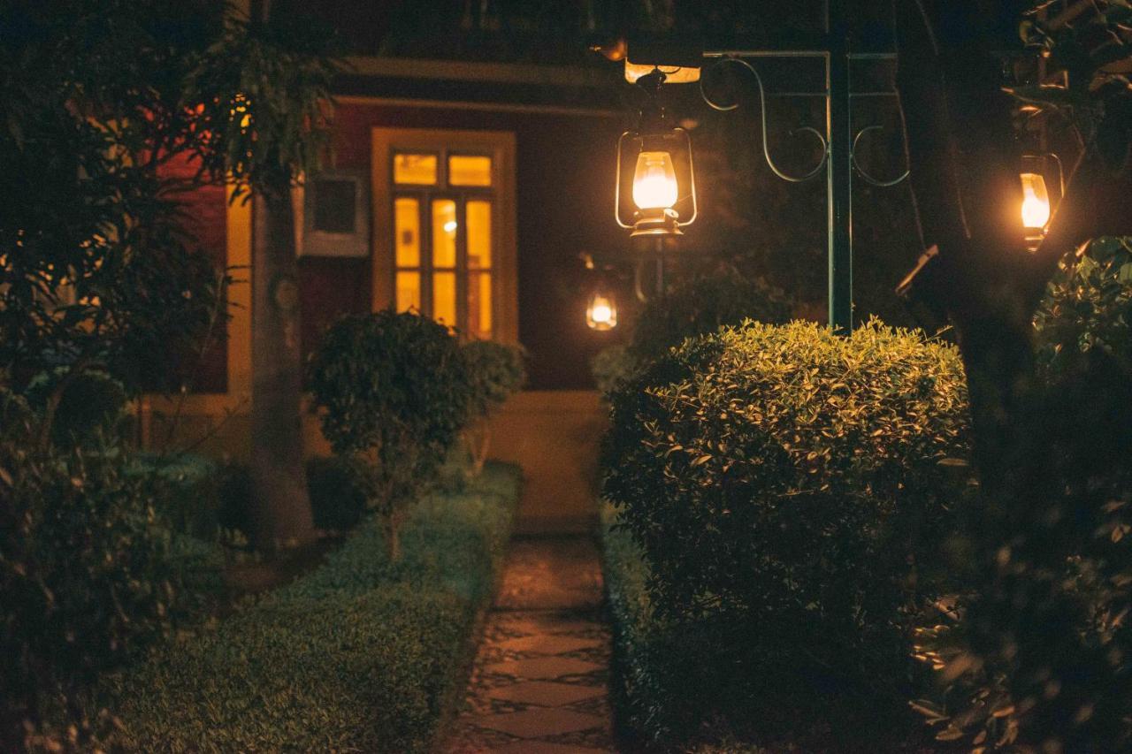 Mvt Guesthouse & Restaurant Rishikesh Ngoại thất bức ảnh